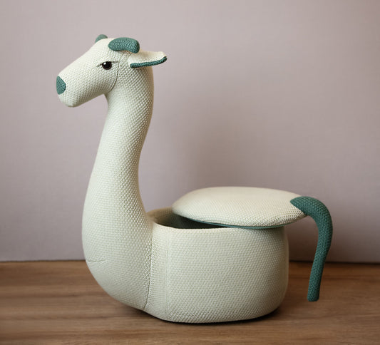 The Multifunctional Green Moving Giraffe!