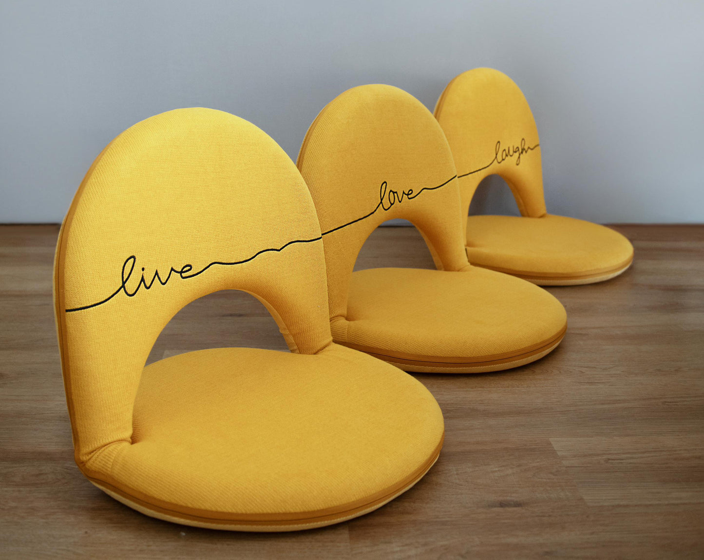 Mustard FlexiFold Comfort: Unique practical chairs