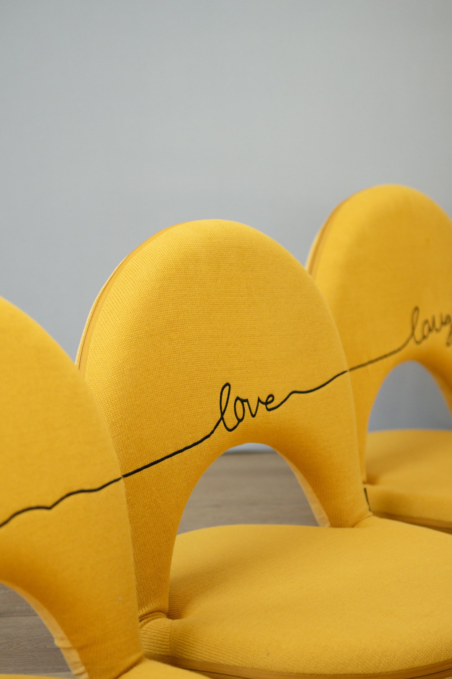 Mustard FlexiFold Comfort: Unique practical chairs